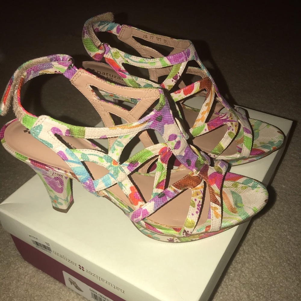 Platform dress sandals